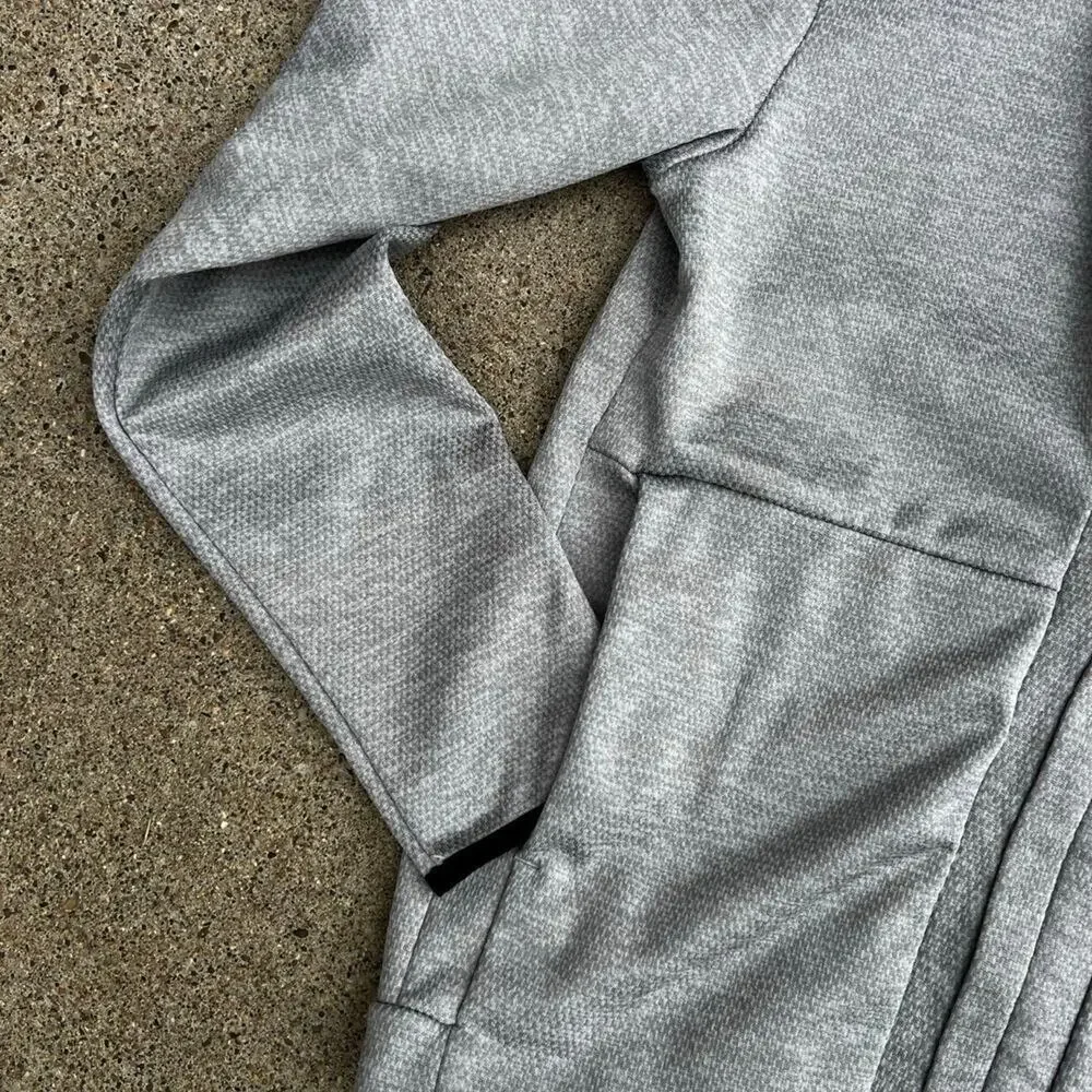 Adidas full zip top with two pockets, men's size S